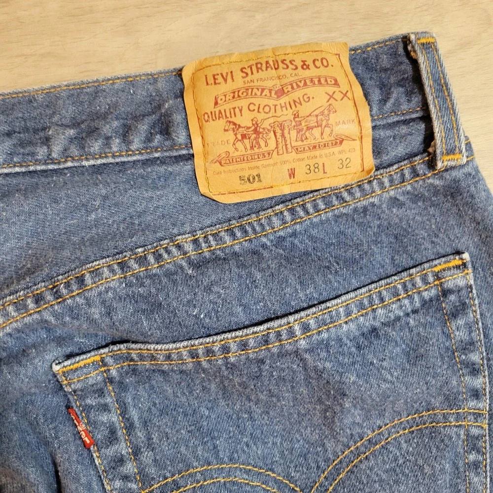 VTG Levis 501 Jeans Mens 36x32(Tag 38) Made in USA 1995 Blue Denim Button Fly